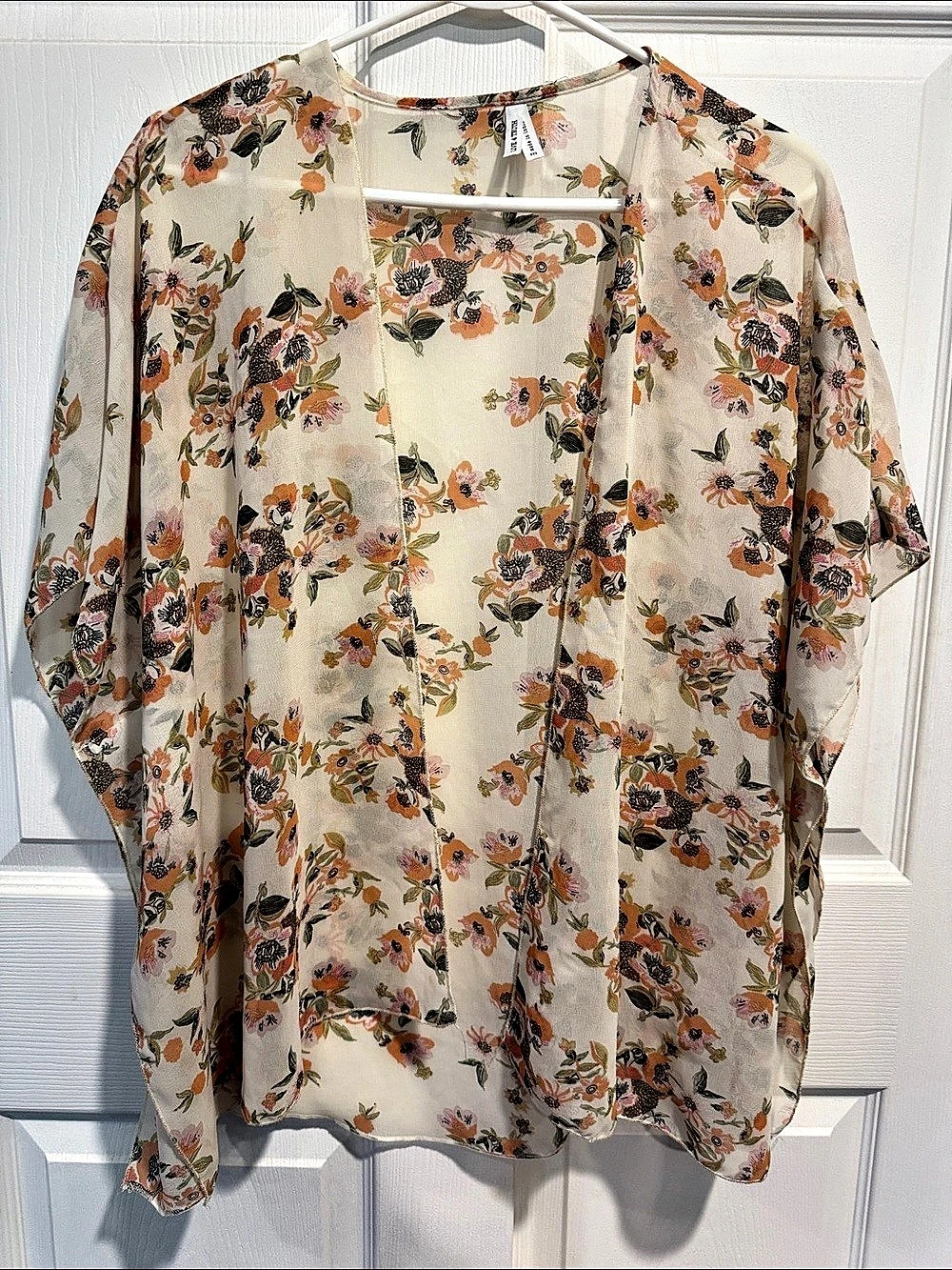 Live 4 Truth Floral Tunic in Cream & Orange Like New